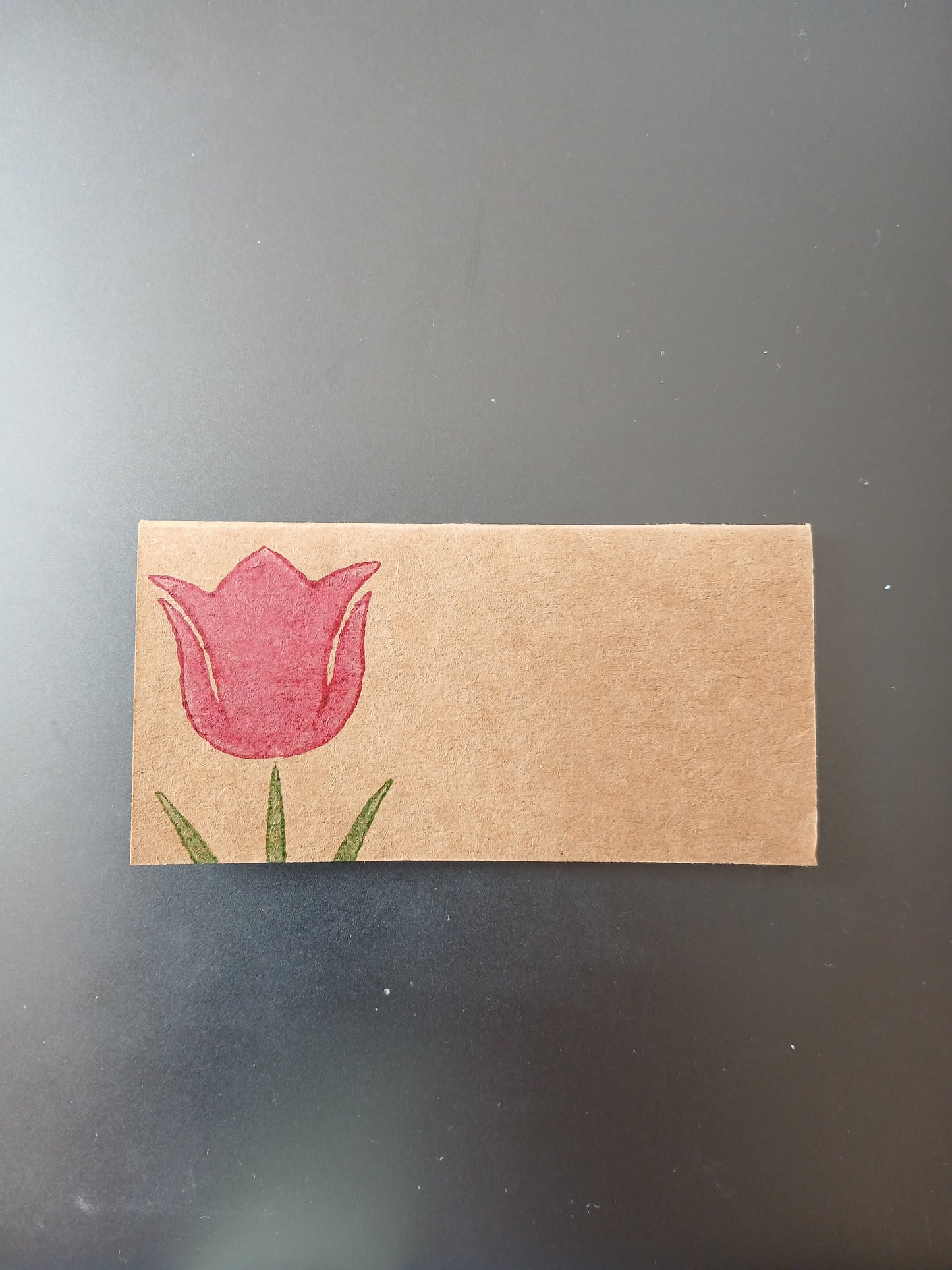 Tulip in Raspberry & Green on rectangle brown place card
