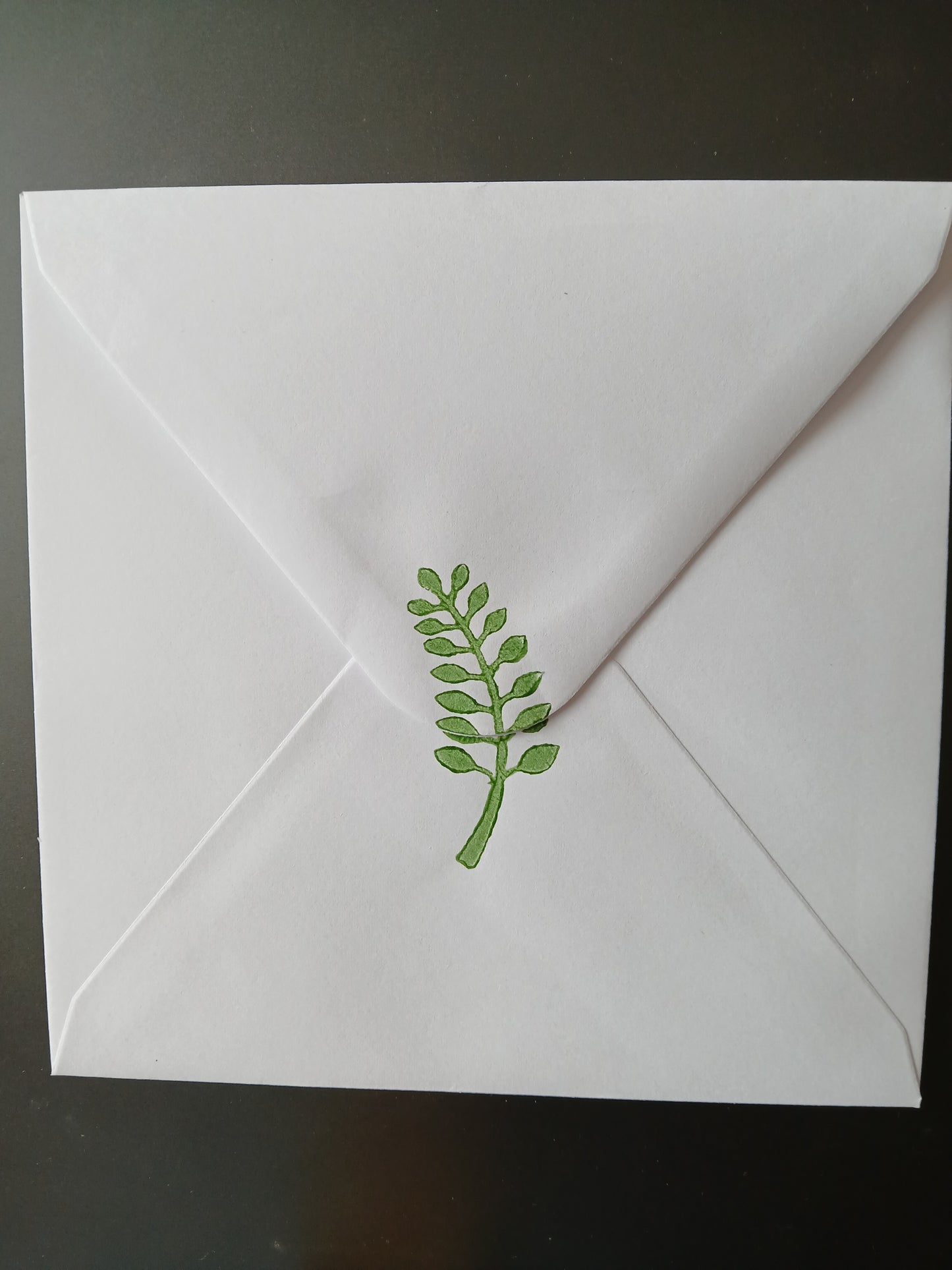 Indian Curved Leaf in Greens & Gold on white card
