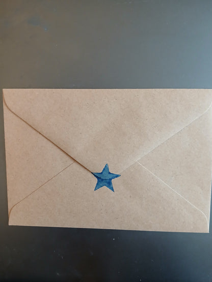 Chicken - Big Spotty - in Navy on brown notelet