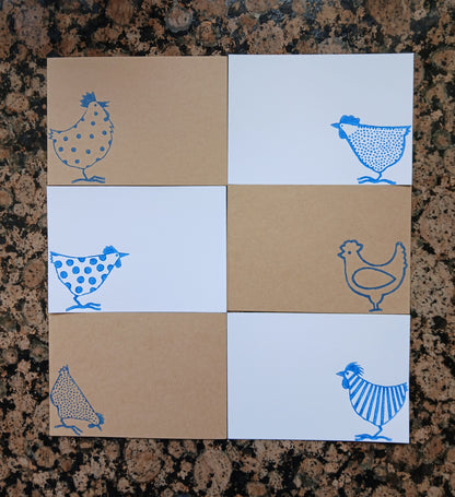Chicken - Small Spotty with head up - in Navy on white notelet