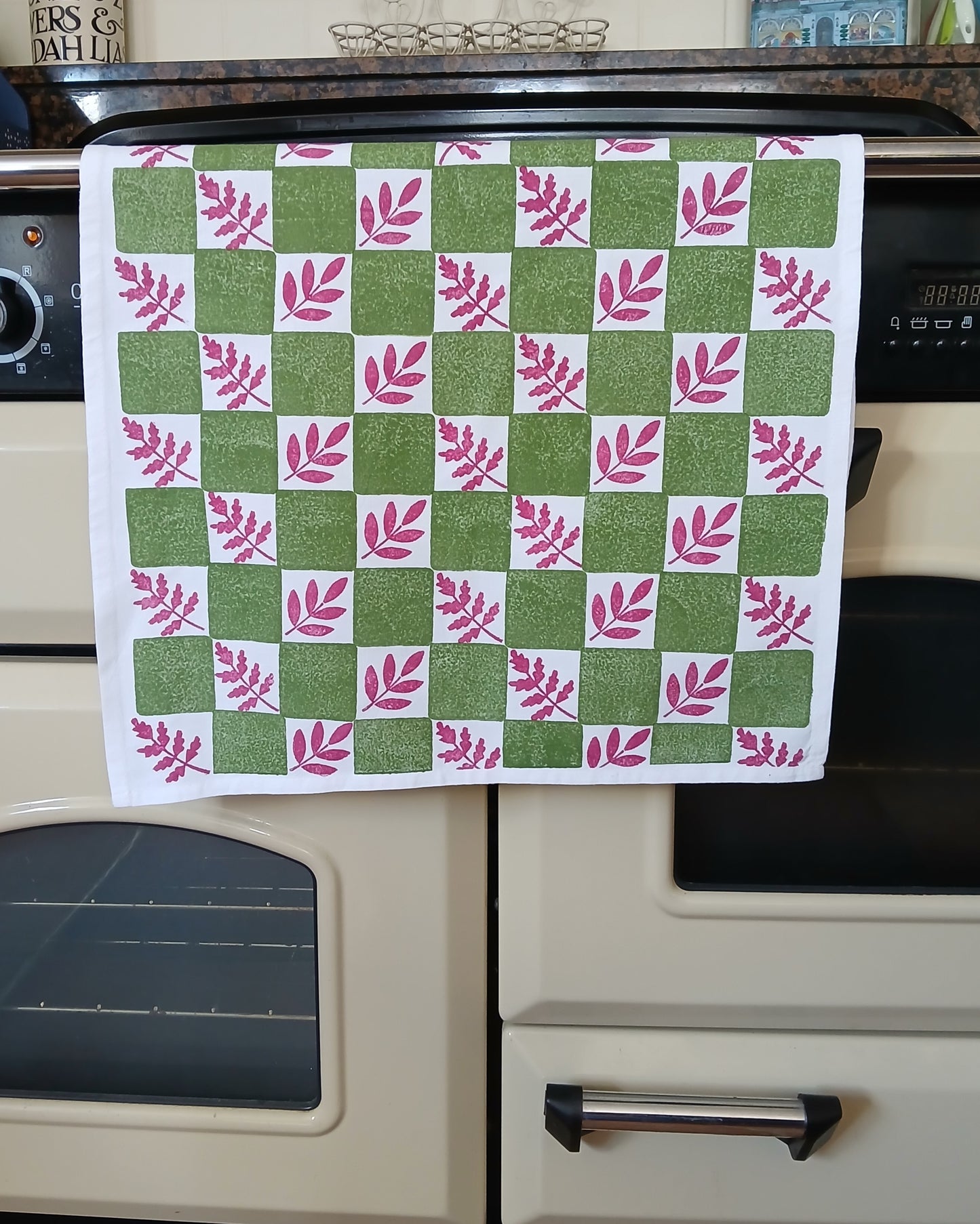 Checker Leaves Tea Towel