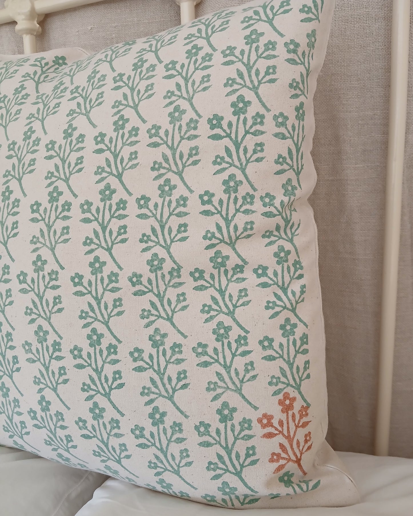 Flower Bunch Cushion Cover