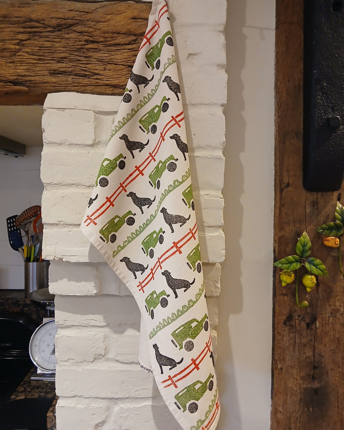 Labrador & Landrovers Tea Towel