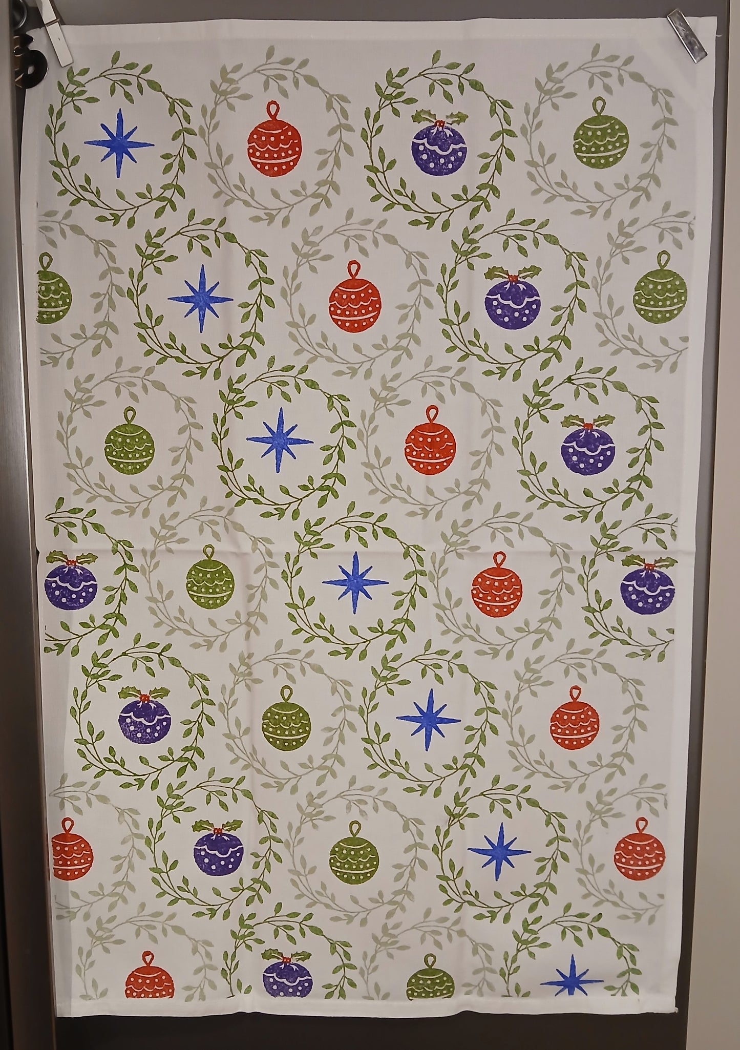 Christmas Wreaths on cotton teatowel