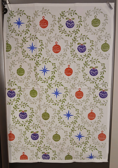 Christmas Wreaths on cotton teatowel