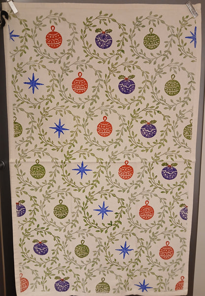 Christmas Wreaths on cotton teatowel